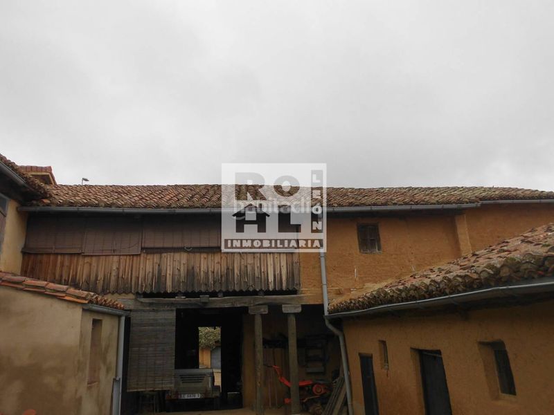 Foto eb17c0ef-46c8-4cba-b670-2890d46e27da. Casa  en venta en Valdefresno