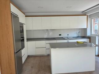 Appartement  Virgen velilla. Venta de un amplio piso en león capital