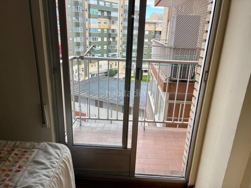 Foto cb6d1734-e67d-4283-8b1c-4a52e1c7493a. Flat with heating parking in La Lastra León