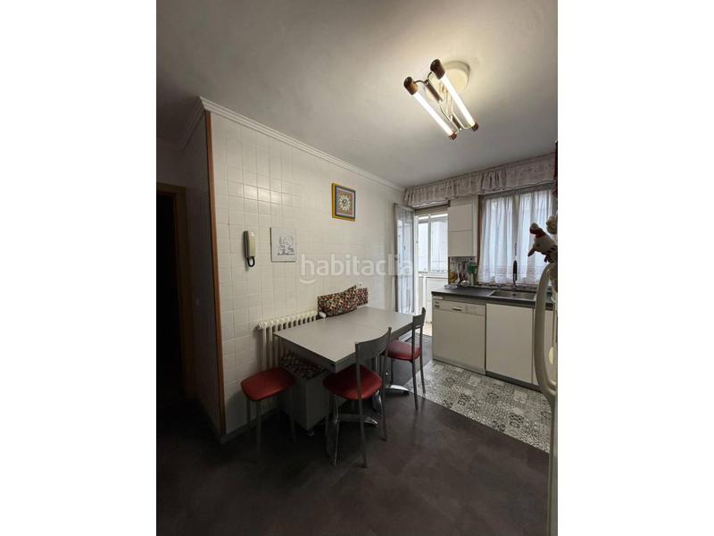 Foto 0e503ab4-5571-403a-8ace-603d38dd6fb8. Flat with heating parking in Centro Ciudad León