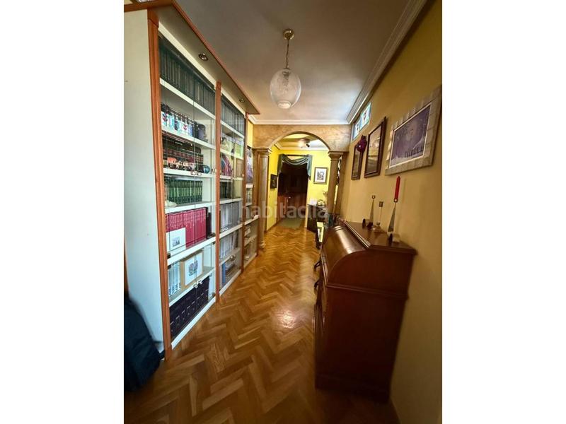 Foto d89971ea-b09b-4c6d-ab31-9aca90eb0817. Flat with heating parking in Centro Ciudad León