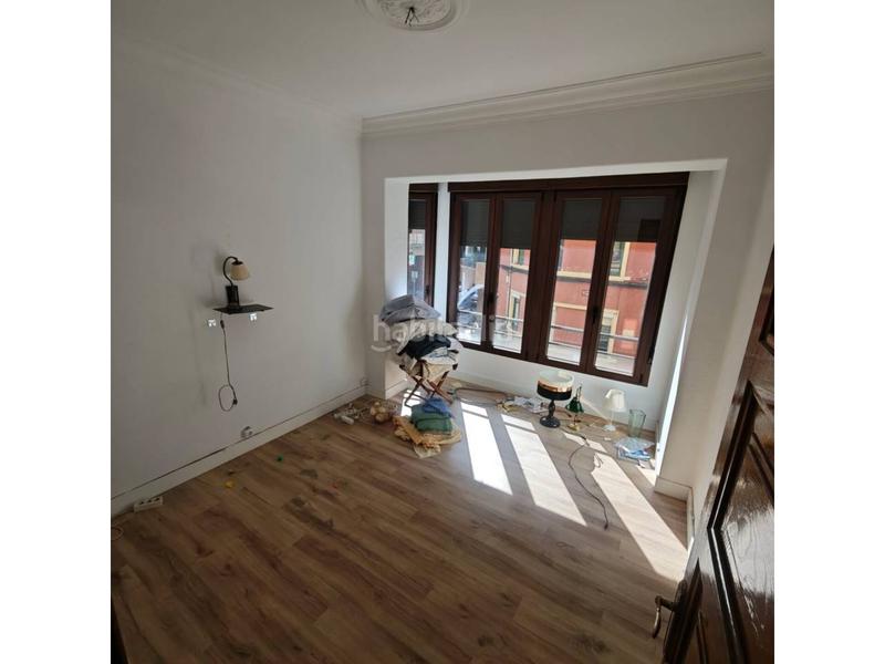 Foto c8adea66-68fb-49d6-b5fc-258ef6811661. Piso venta de piso capital en Centro Ciudad León