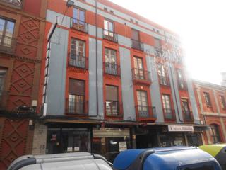 Pis  Julio del campo. Piso en venta en centro