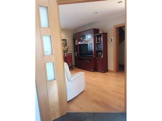 Casa adossada  Calle leopoldo panero. Venta de chalet adosado en el ejidosanta ana, león capital