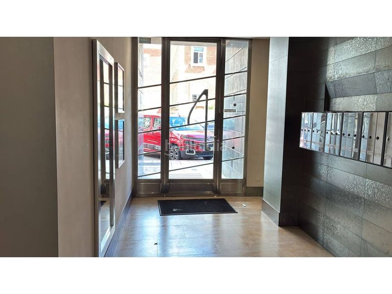 Foto c356e621-4327-4cde-a1f7-d3b7d7bc6fd3. Apartament amb calefacció aparcament a Centro Ciudad León