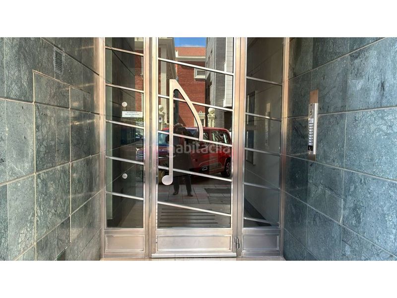 Foto f47040c0-80ff-4354-8bd7-bf706d7f6ed7. Apartament amb calefacció aparcament a Centro Ciudad León