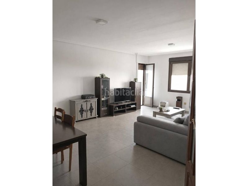 Foto 0b58cd2e-e8a8-4152-8ff5-29992e570ae4. Flat with heating in Trobajo del camino