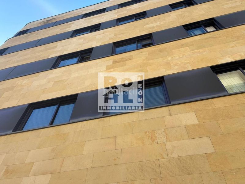 Foto be491bb8-878f-4a1f-9966-cd681b945142. Apartament amb calefacció aparcament a Centro Ciudad León