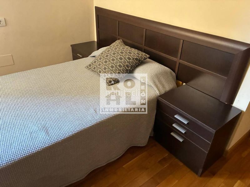Foto f606744c-1f44-471a-ac63-7c78eb1f1874. Apartament amb calefacció aparcament a Centro Ciudad León
