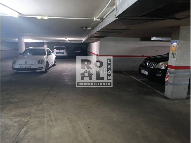 Foto a7bd93fd-6a33-4102-9f9c-f7918290de56. Dúplex amb calefacció aparcament a Centro Ciudad León