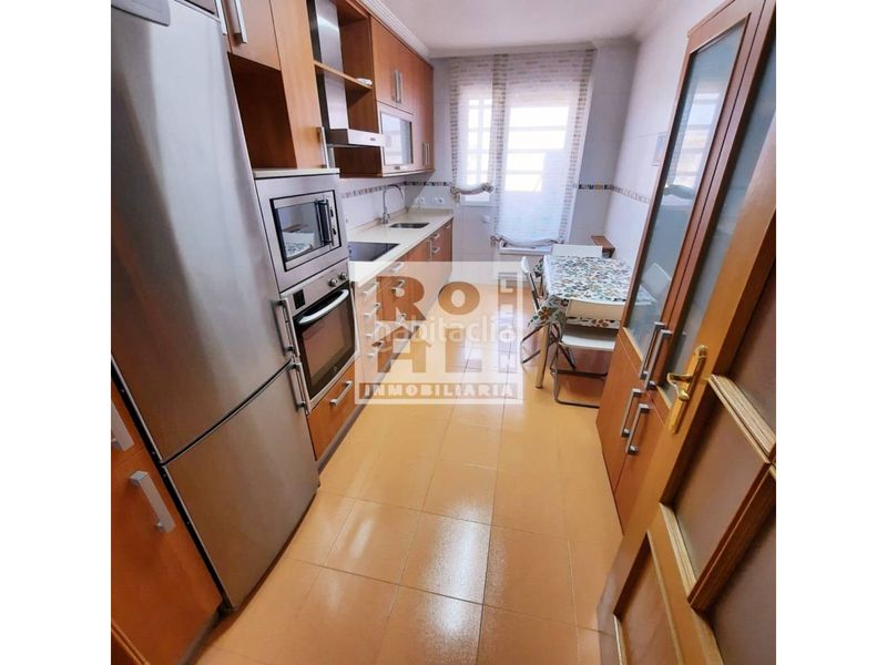 Foto bfe229bd-ff4f-4edf-aa2c-180718491142. Pis amb calefacció aparcament a El Soto León