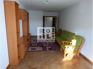 Pis  Avenida san ignacio de loyola. Venta de piso de 3 habitaciones en león capital, zona pinilla