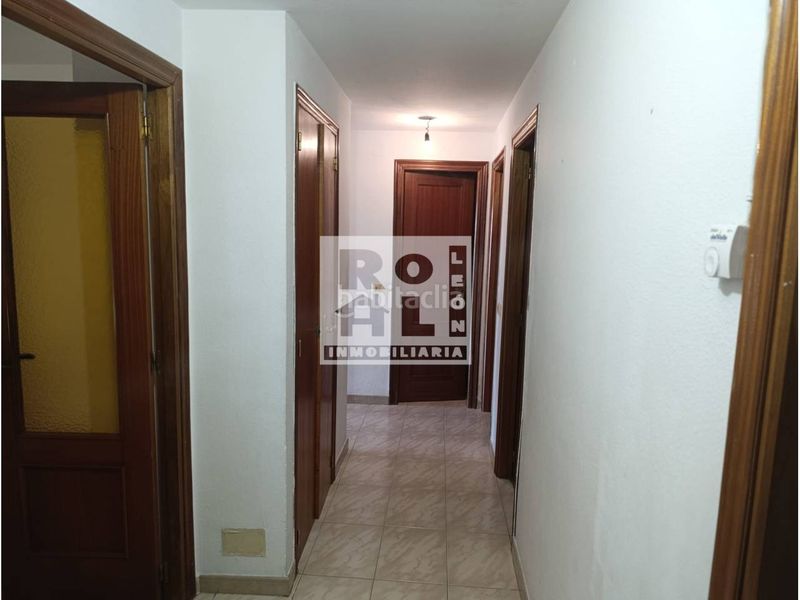 Foto 3ad49178-2c93-40c2-8e60-83743bc4bc74. Flat with heating in Pinilla León