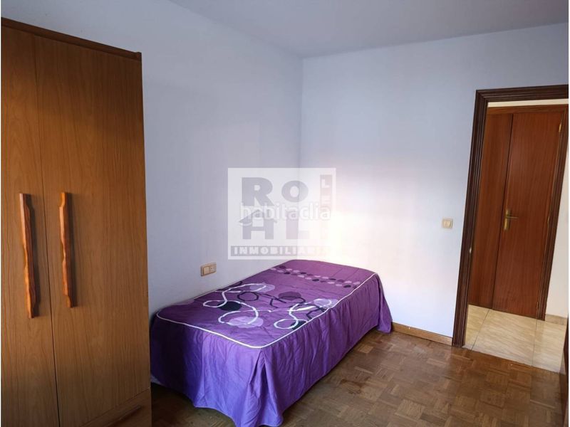 Foto d09eb3ac-1f49-48f5-aa06-441eb2302a28. Flat with heating in Pinilla León