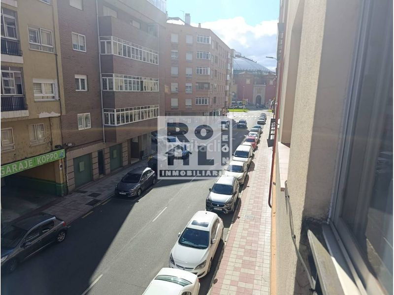 Foto a0848dd9-243d-4356-8339-1655e268f70e. Flat with heating in San Claudio - La Chantría León