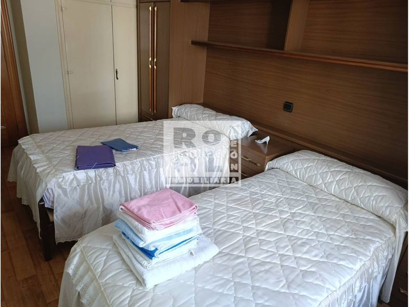 Foto dc23d002-71fc-4c44-bfdd-43991399c0a9. Flat with heating in San Claudio - La Chantría León