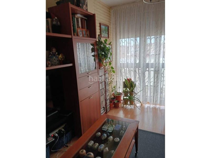 Foto e29ad13d-fe67-429b-a21d-2f6d7b9e47cf. Pis amb calefacció a Trobajo del camino