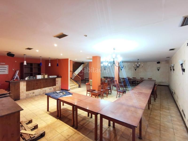 Foto c7d82d7e-ada8-44f4-9f7e-3e8dabc92afd. Local comercial a Villanubla