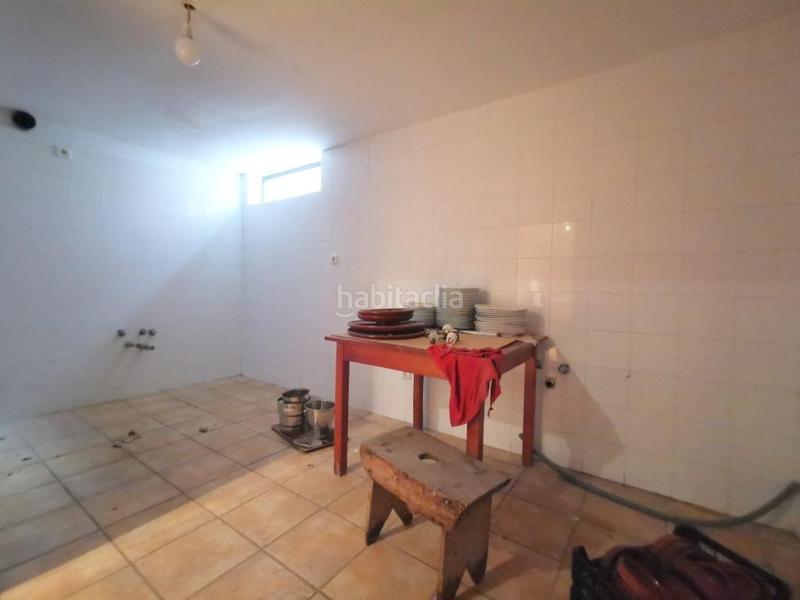 Foto df82261f-f6b0-46a5-a00d-b9f6fc309407. Local comercial a Villanubla