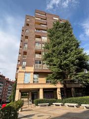 Pis  Calle de mariano de los cobos. Piso en venta