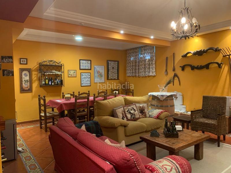 Foto 2d7f6b13-8420-43ec-91c0-07c44859a440. Casa a schiera con riscaldamento parcheggio in El Berrocal Valladolid