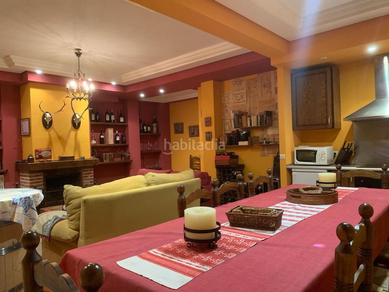 Foto 9eb15e7b-8ed1-4cb6-ab62-3da907bad157. Casa a schiera con riscaldamento parcheggio in El Berrocal Valladolid