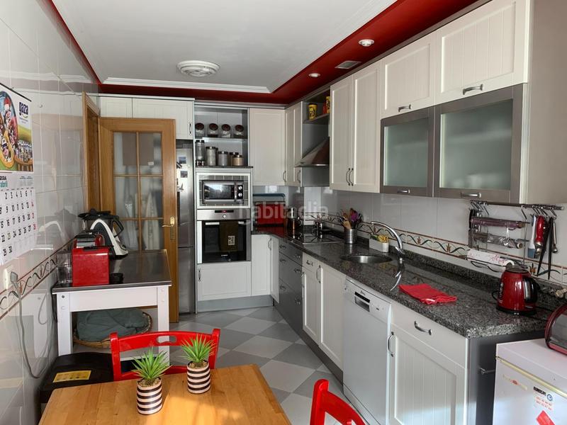 Foto af3acdbd-15d7-4b4a-9562-e57f68fe251b. Casa a schiera con riscaldamento parcheggio in El Berrocal Valladolid