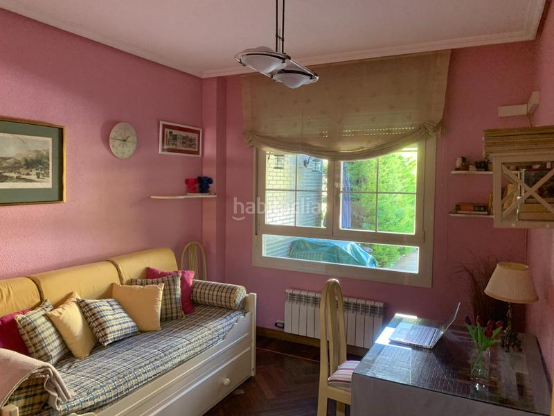 Foto e053ffed-2859-418c-83af-5bcb722de20a. Casa a schiera con riscaldamento parcheggio in El Berrocal Valladolid