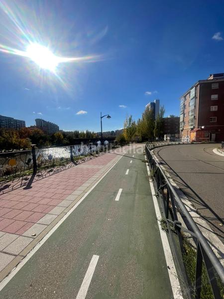 Foto cb8e0e30-8f14-48d3-a825-79ff84934db2. Piso  en venta en La Victoria - Puente Jardín Valladolid