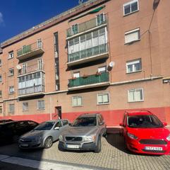 Pis  Calle del pisuerga. Piso en venta