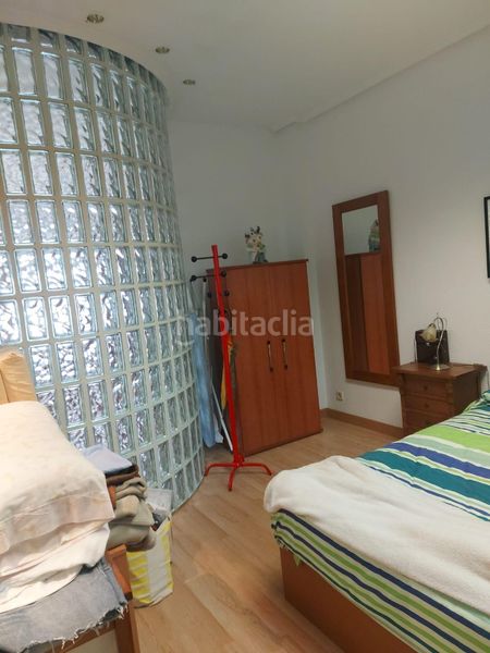 Foto db1c2ae4-8ae1-4f00-be0a-217f114b6b92. Local comercial a Rueda