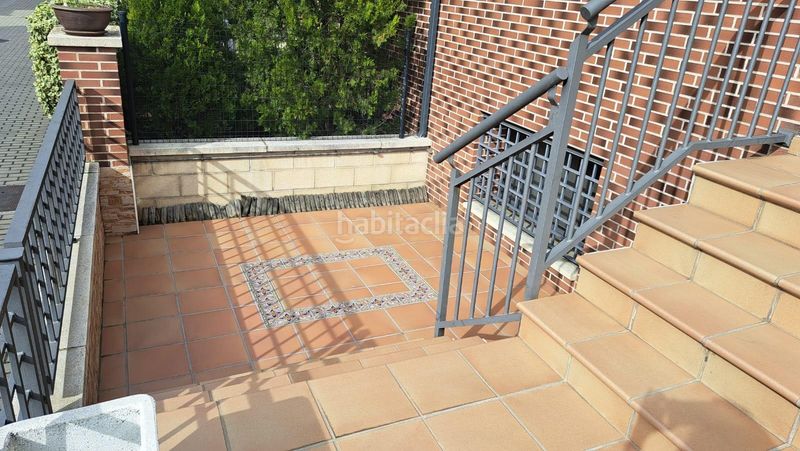 Foto 752fb7b4-eb57-4f3c-8cfa-dbc0c8358e5e. Xalet amb calefacció aparcament piscina a La Victoria - Puente Jardín Valladolid