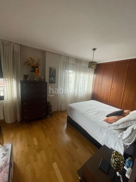 Foto aeac60bf-25b2-4be9-a024-24ca6b9f9a91. Xalet amb calefacció aparcament piscina a La Victoria - Puente Jardín Valladolid