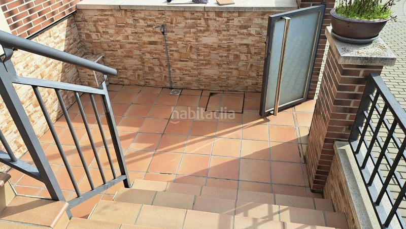 Foto ce3686d4-b827-4073-a7ae-670636ebe09d. Xalet amb calefacció aparcament piscina a La Victoria - Puente Jardín Valladolid