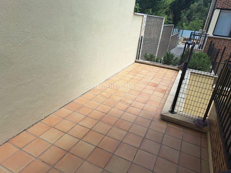 Foto e636e062-fb16-4010-9b39-674d71d8a670. Xalet amb calefacció aparcament piscina a La Victoria - Puente Jardín Valladolid