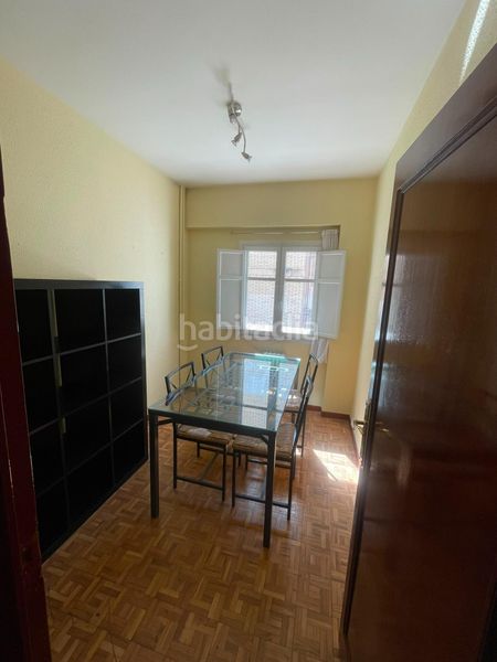 Foto fe33b9ea-82ab-4fe0-ac03-b5fabc6e3e64. Pis amb calefacció aparcament a Centro Valladolid