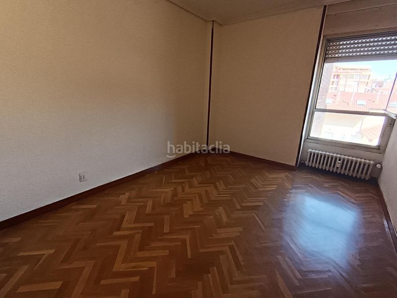 Foto 06ff4b5a-d420-49d1-a8da-12f32fa1fa54. Piso  en venta en Centro Valladolid