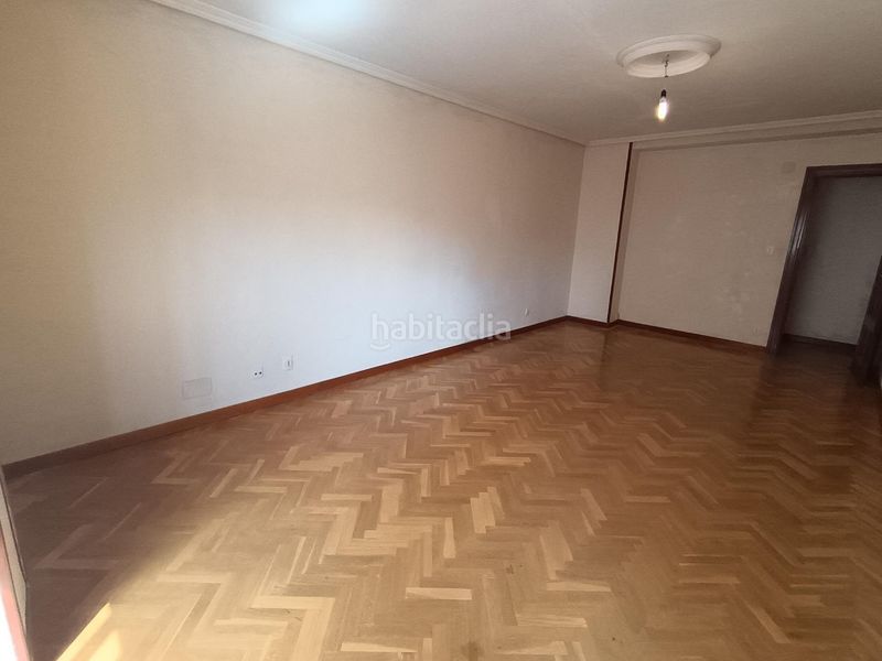 Foto ef8e1de7-0e2b-4313-9c8c-bae2178f9ad6. Piso  en venta en Centro Valladolid