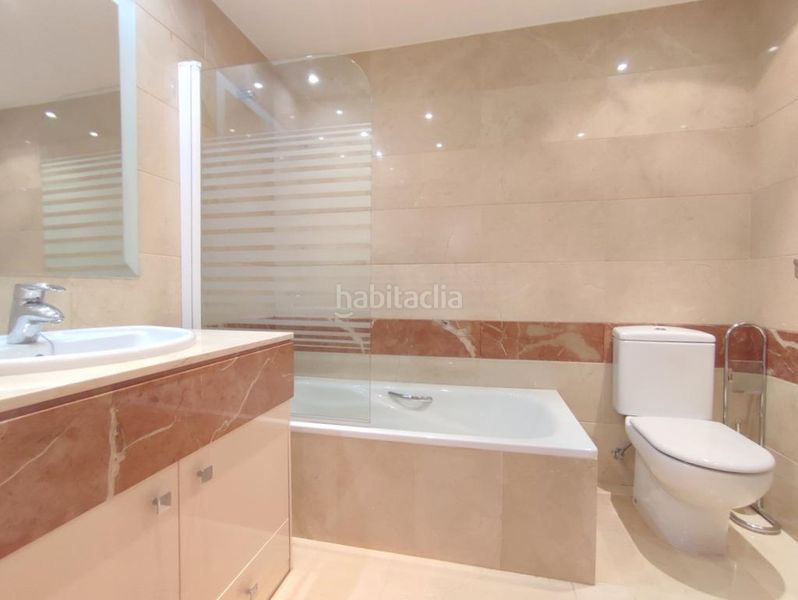 Foto f0946de5-4091-48b2-bd17-0733fe57f7e3. Pis amb calefacció aparcament piscina a Pinar del Jalón Valladolid