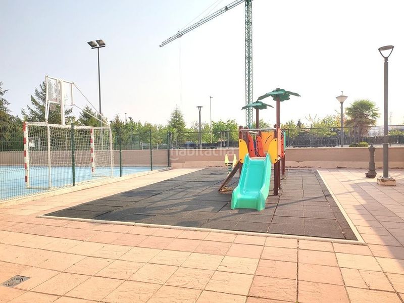 Foto f8491f01-28a8-470b-a6b4-7506dbe4e857. Pis amb calefacció aparcament piscina a Pinar del Jalón Valladolid