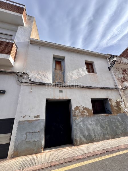 Foto c2694abf-b458-4e81-b4f3-66e354976a97. Masia a Benifairó de les Valls