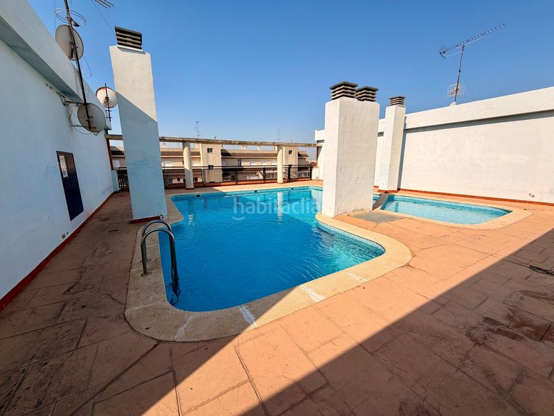 Foto 7573a884-2da1-45b1-8854-aff956522cd7. Pis amb piscina a San José-Los Metales Sagunt