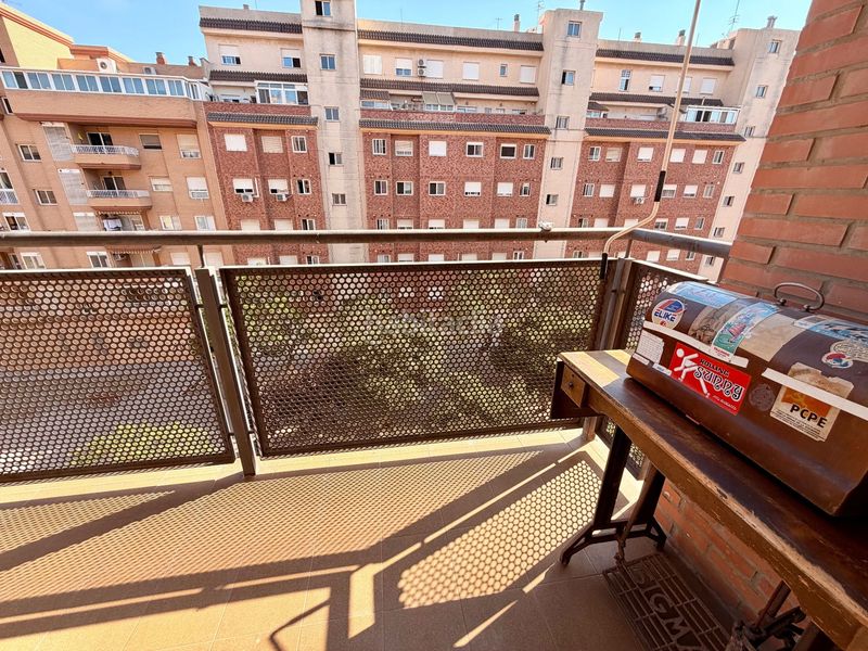 Foto f9147bd2-fe92-4062-8692-441f08c14750. Pis amb piscina a San José-Los Metales Sagunt