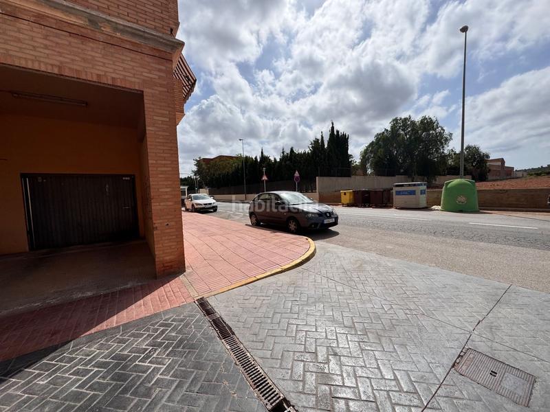 Foto bfbae379-e59d-451d-b171-67956adea187. Aparcament cotxe a miguel hernández 23 a Puçol ciudad Puçol