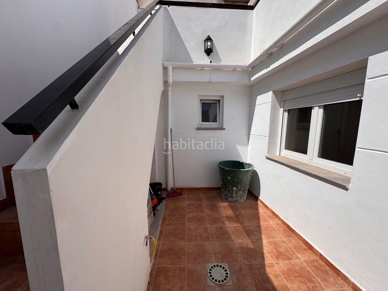 Foto b393f681-3aa2-491a-a909-e33e643c422c. Casa en Avenida de Abril-9 de Octubre Sagunt