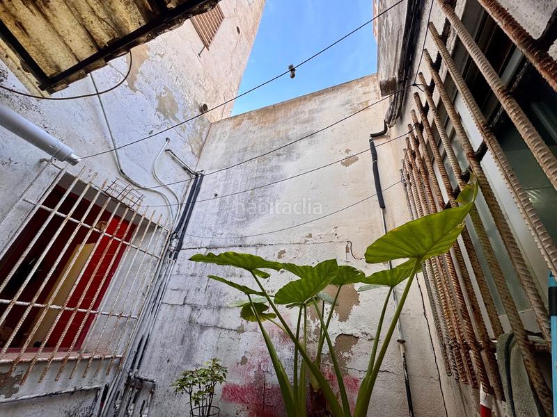 Foto 50805475-842d-40c5-97bf-7261a0456385. Local commercial dans El Botànic Valencia