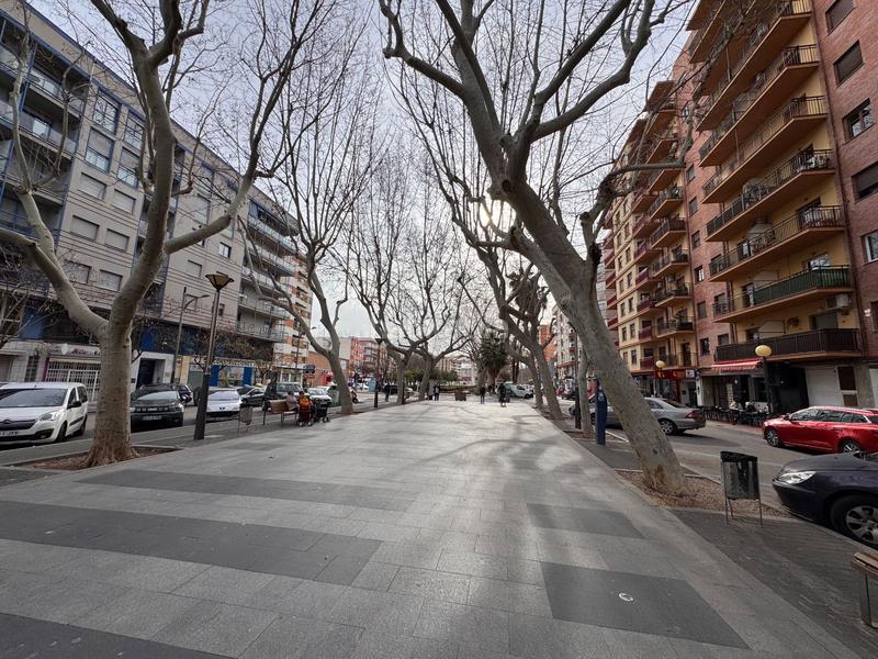 Foto 0b9cf506-f0f8-4c97-9dc8-31d267e78dfb. Ufficio in Oliva pueblo Oliva