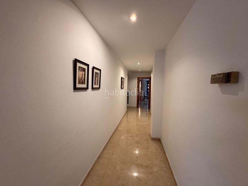 Foto f4e9023b-a06c-4cfd-9a19-49beeacafefe. Ufficio in Oliva pueblo Oliva