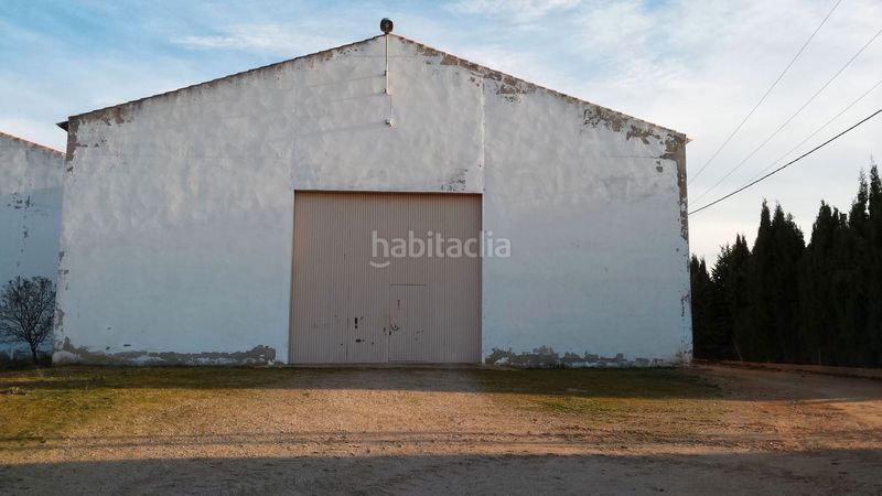 Foto 8835ea67-574a-4b38-9959-3d82e1547ab0. Bâtiment à usage industriel dans carretera tomelloso 4 dans Villarrobledo