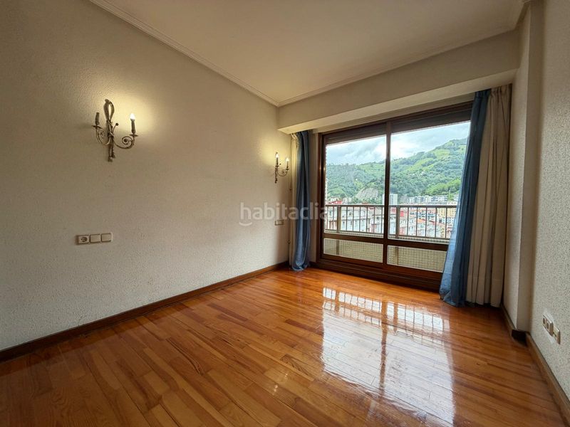 Foto 9ce6d6ee-1060-467b-aa2c-6abbd02bb8d0. Appartement avec chauffage dans Eibar